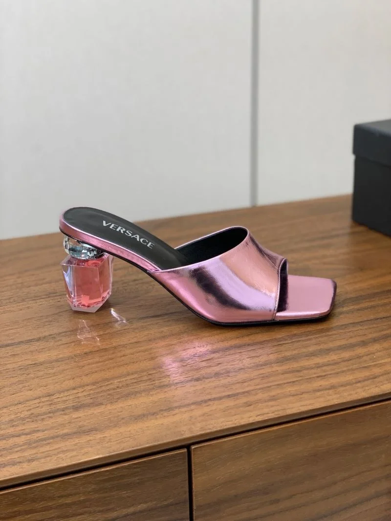 Versace Slippers Durable 37407