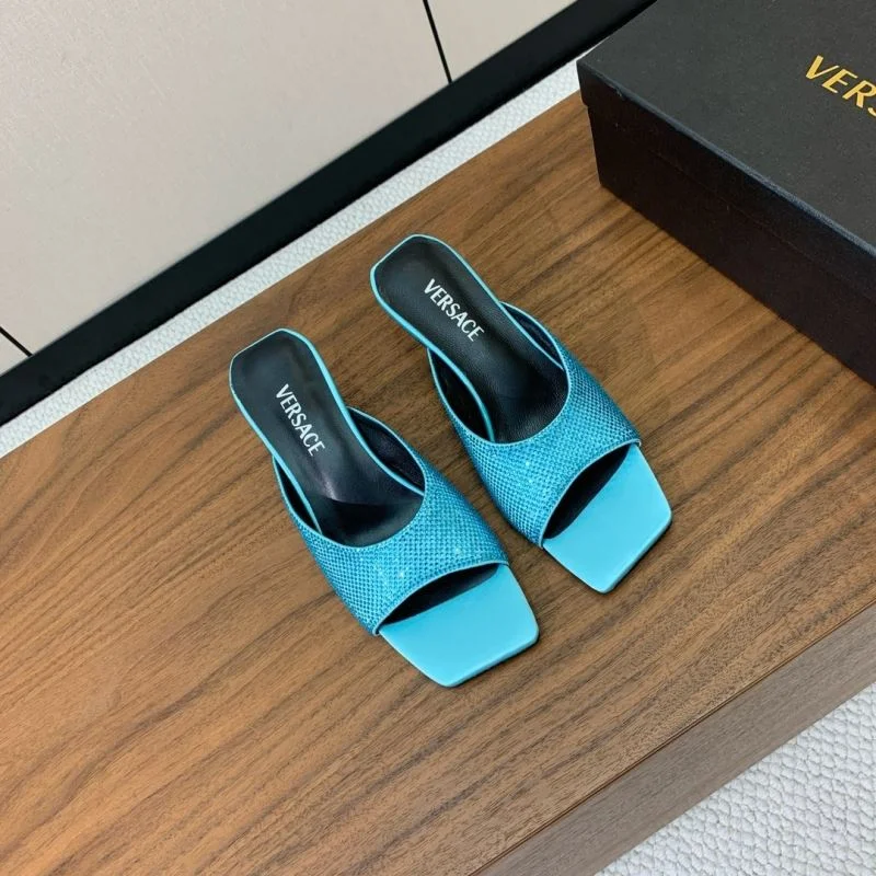 Compact Versace Slippers 37420