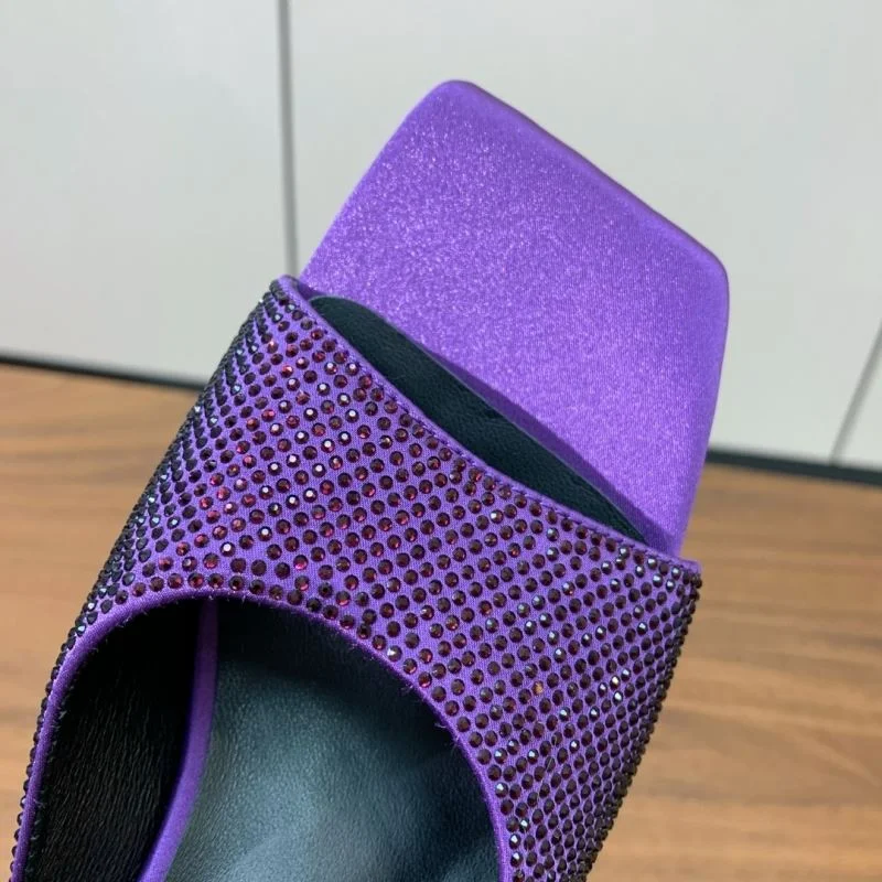 Vibrant Versace Slippers 37405