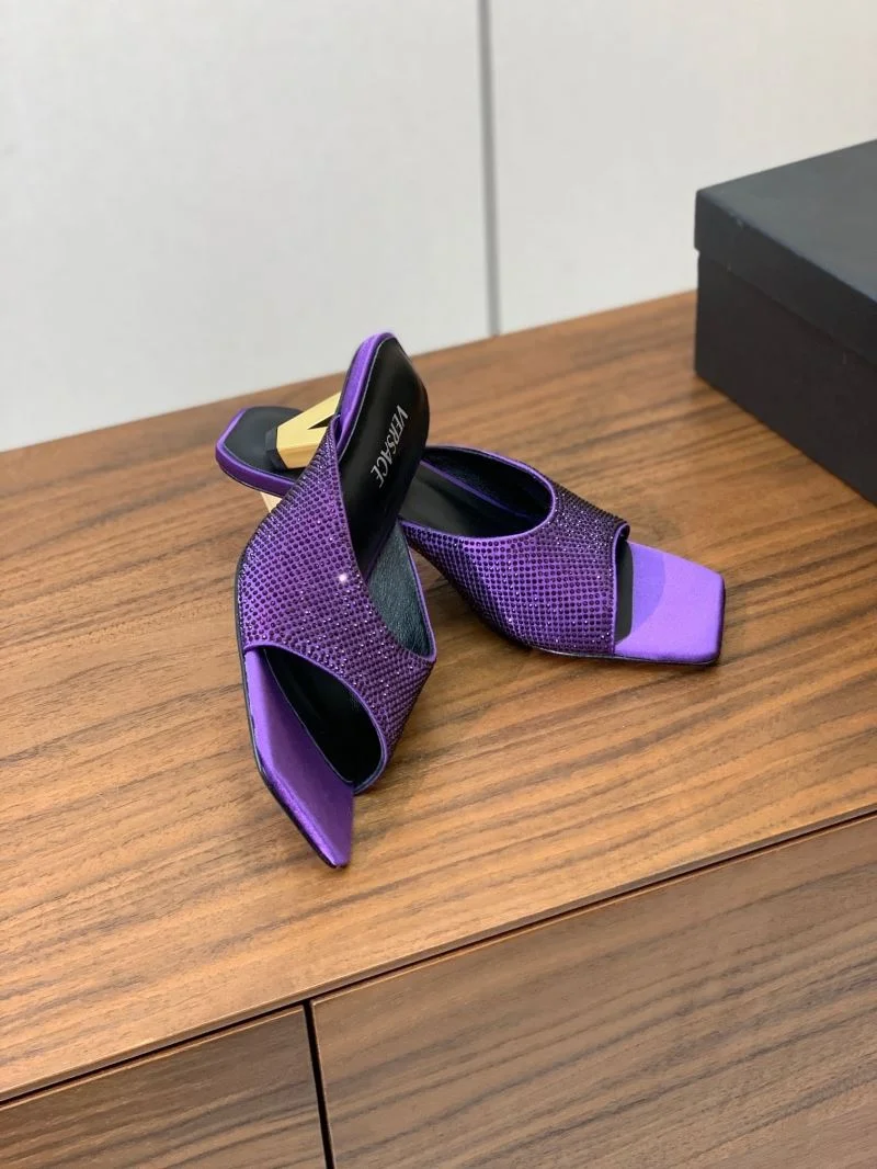 Vibrant Versace Slippers 37405