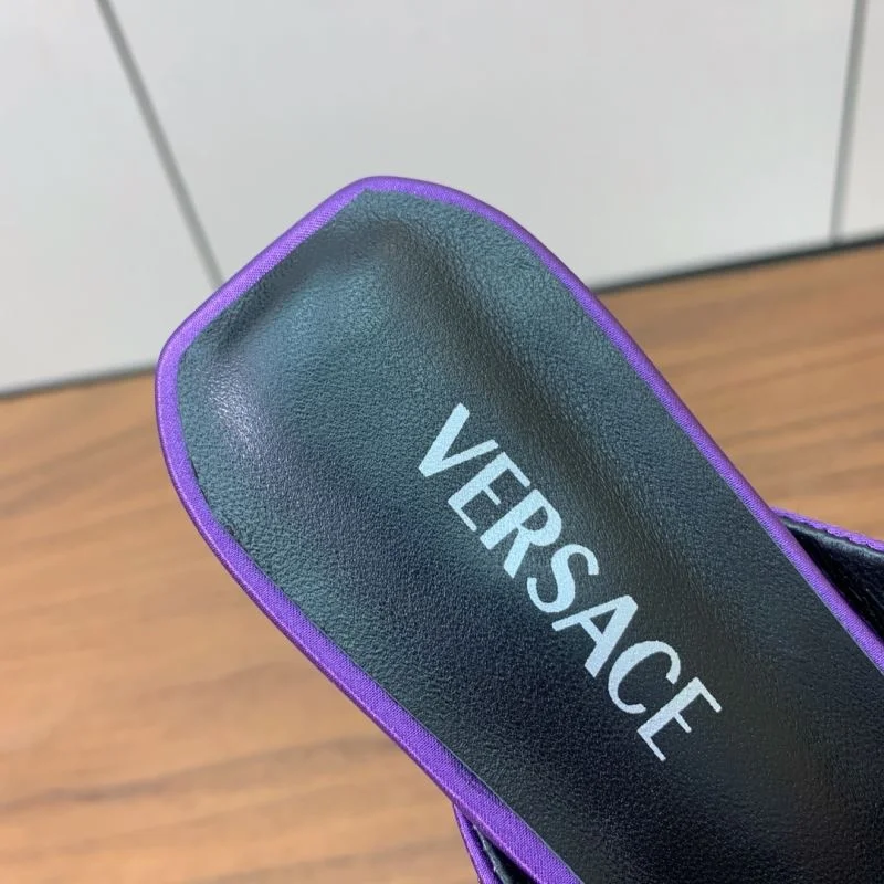 Vibrant Versace Slippers 37405