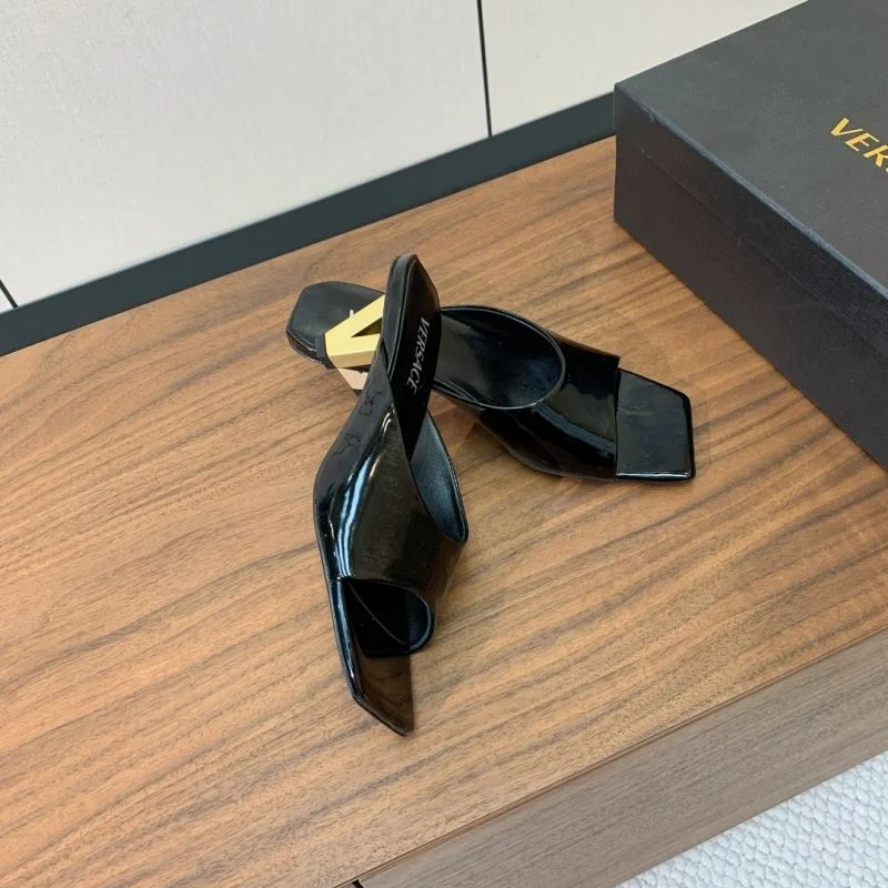 HighPerformance Versace Slippers 37421