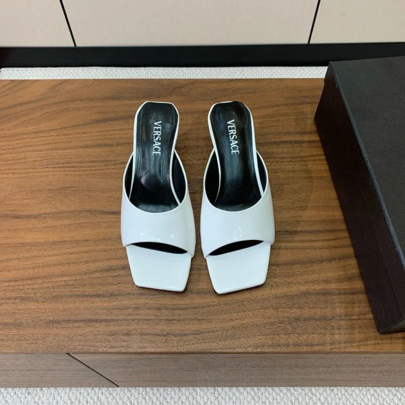 Attractive Versace Slippers 37419