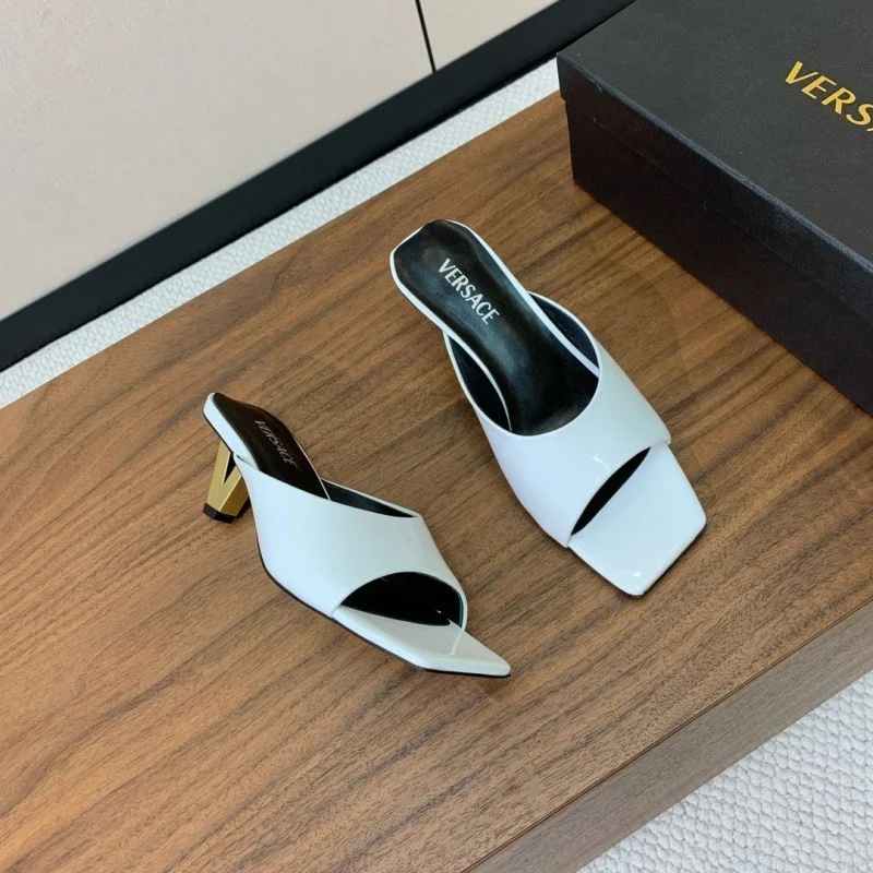 Attractive Versace Slippers 37419