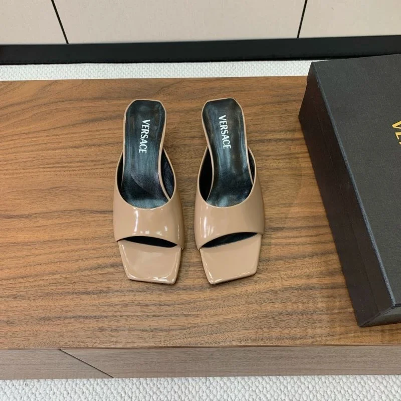 Versace Slippers UrbanStyle 37406