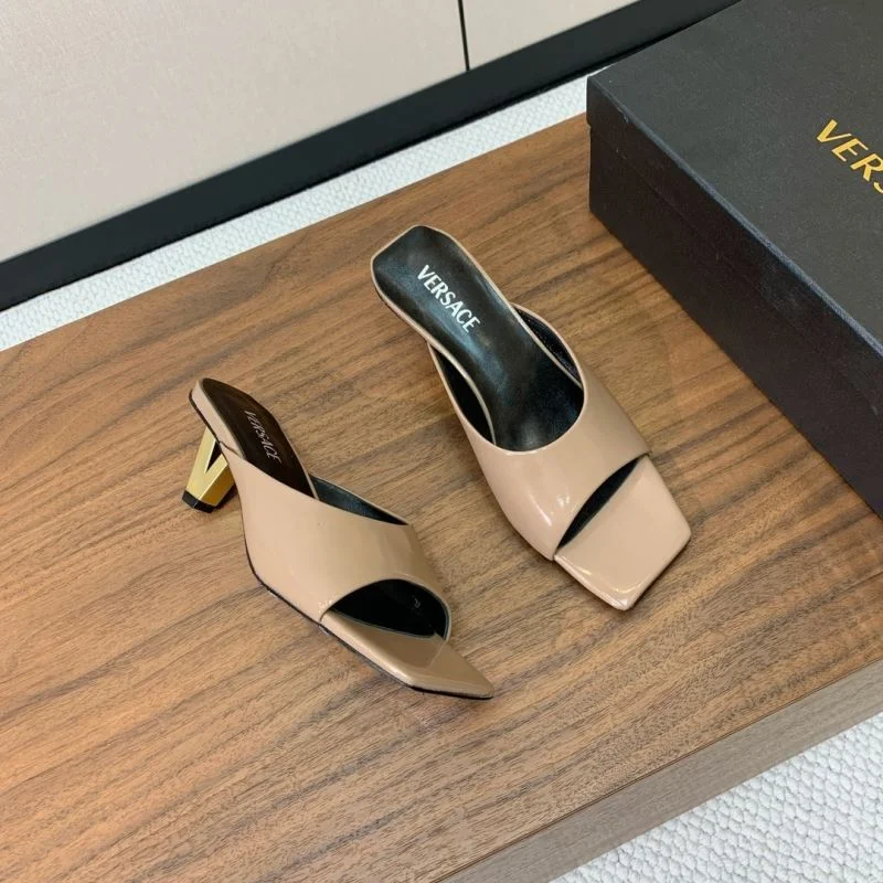 Versace Slippers UrbanStyle 37406