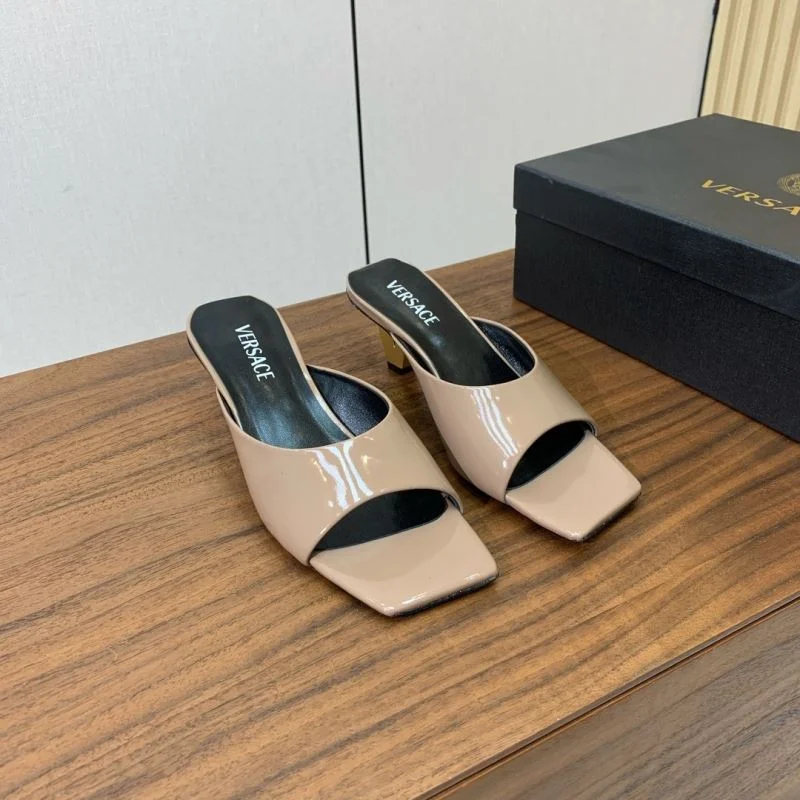 Versace Slippers UrbanStyle 37406