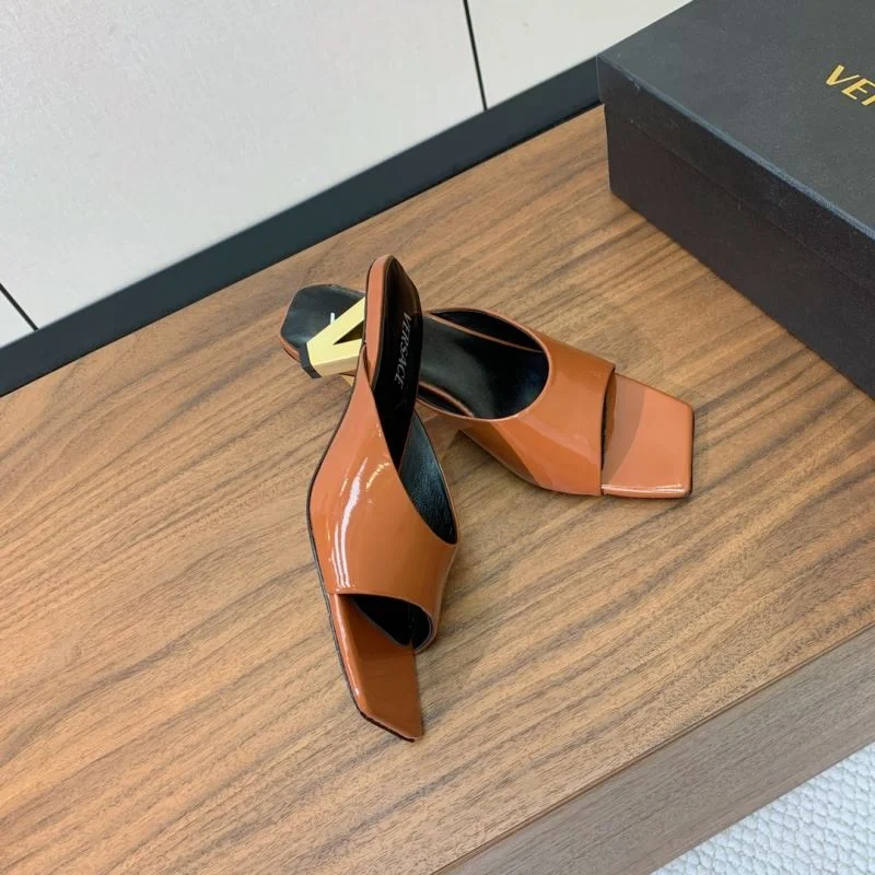 Attractive Versace Slippers 37396