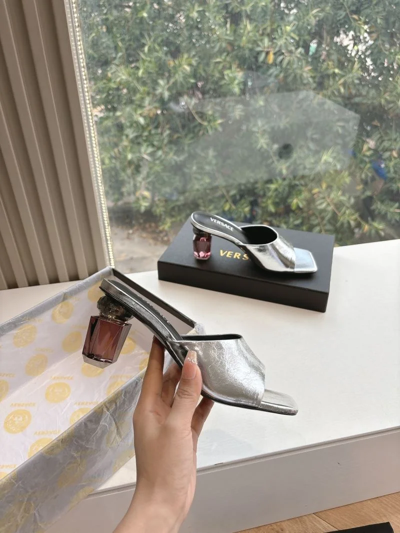Lightweight Versace Slippers 37378