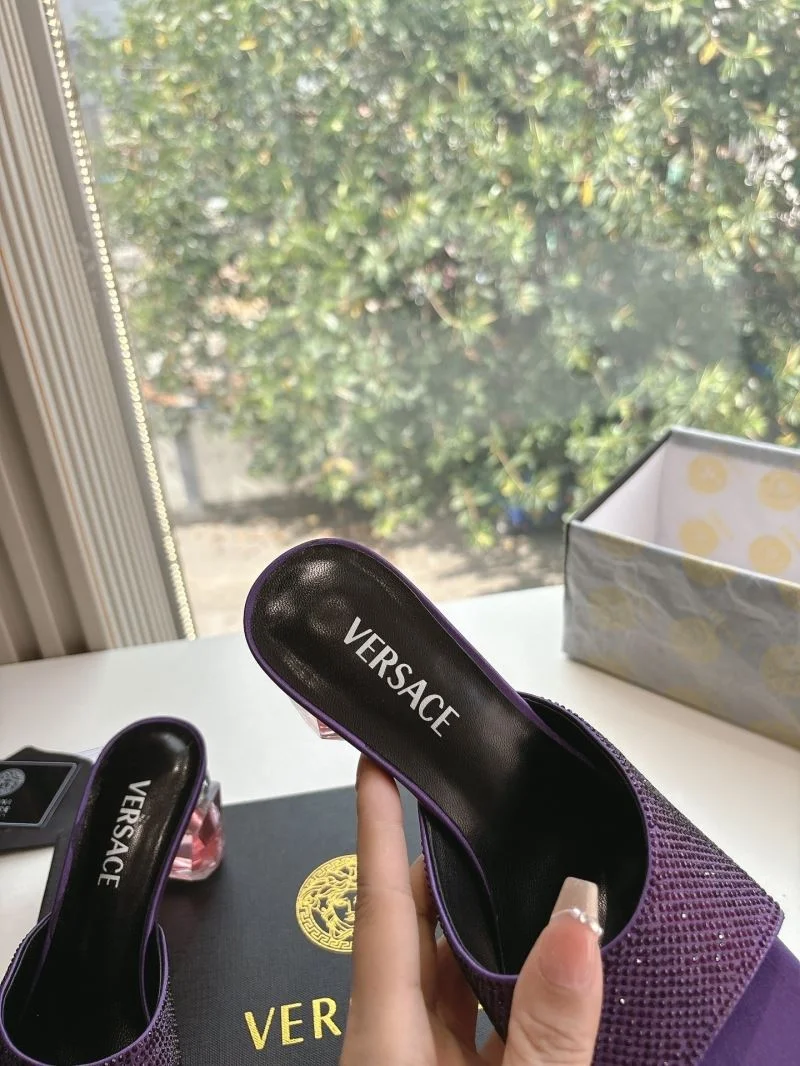WaterResistant Versace Slippers 37365