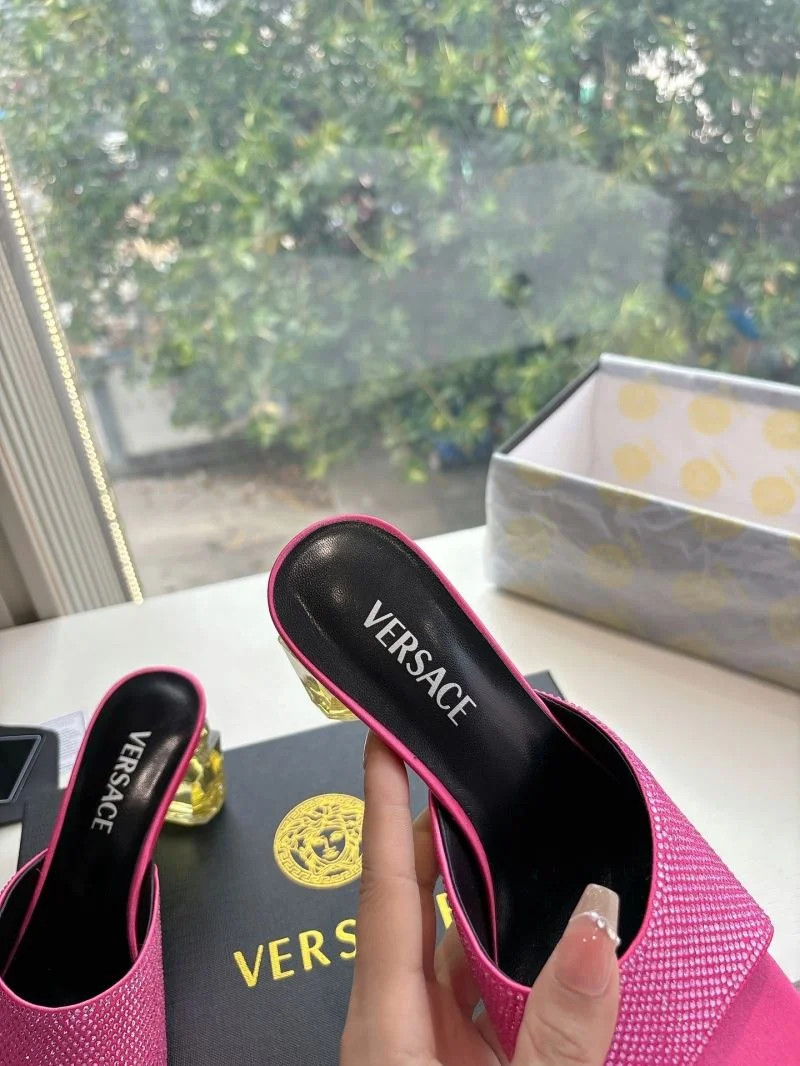 MoistureWicking Versace Slippers 37376