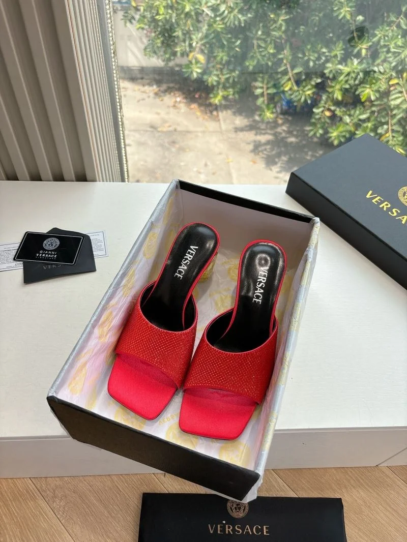 Versace Slippers TimelessDesign 37370