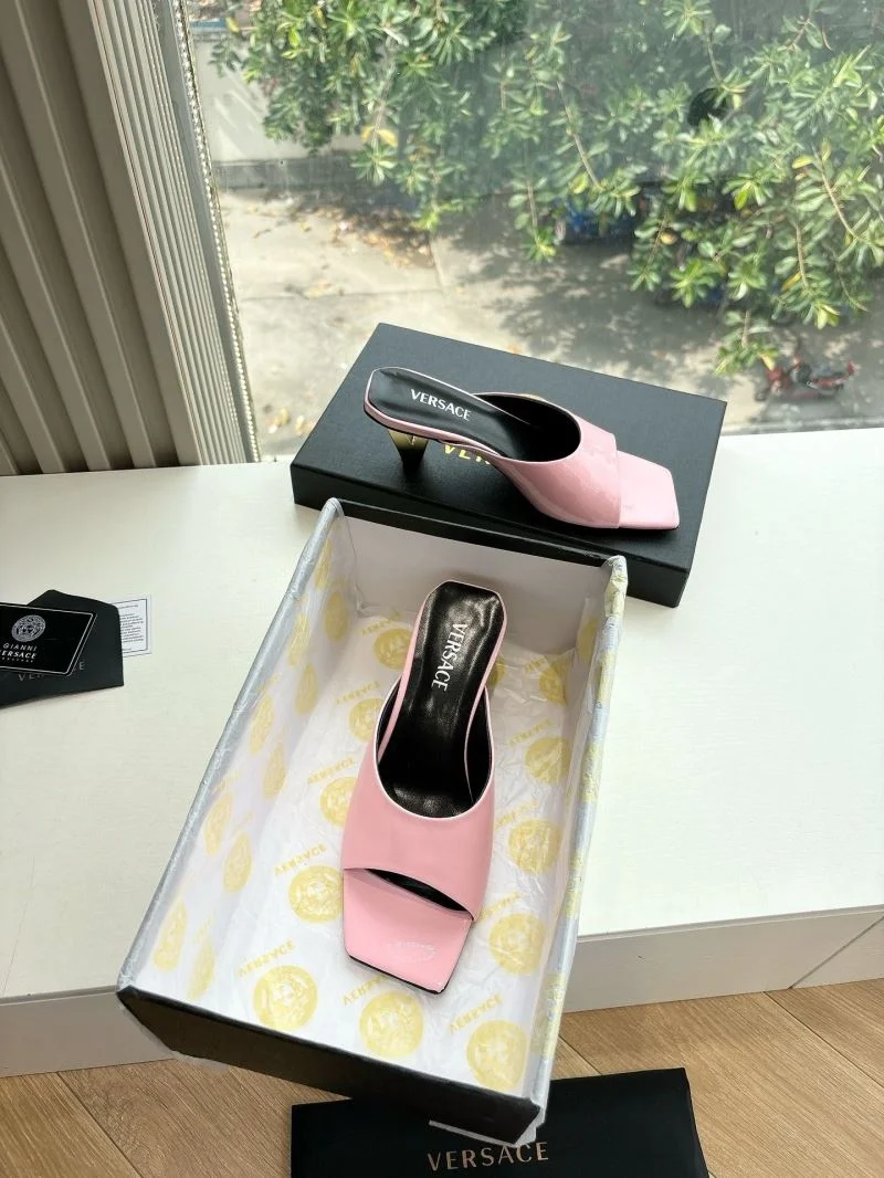 Versace Slippers Compact 37371