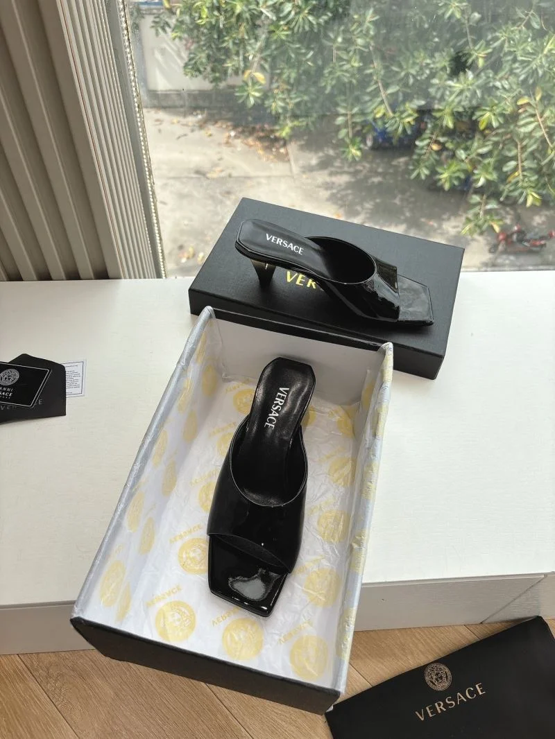 FashionForward Versace Slippers 37379