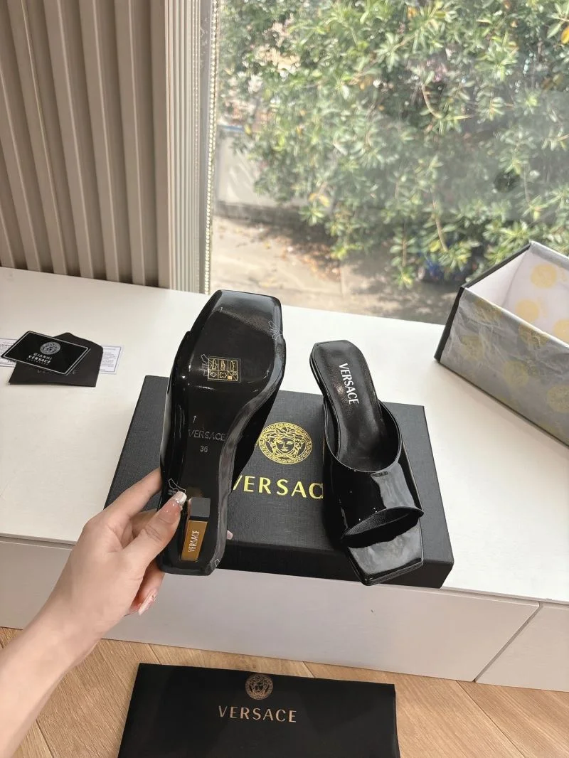 FashionForward Versace Slippers 37379