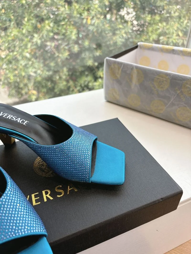 GoAnywhere Versace Slippers 37358