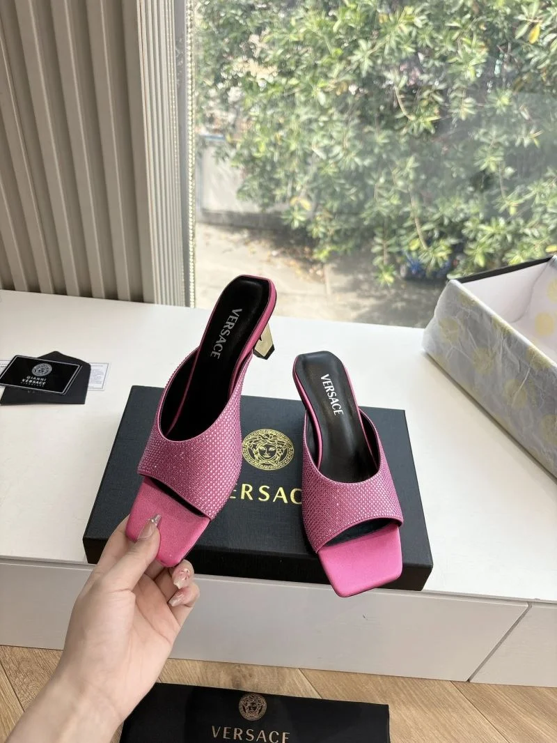 Versace Slippers Popular 37381