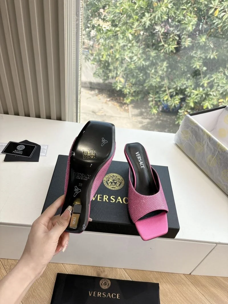 Versace Slippers Popular 37381