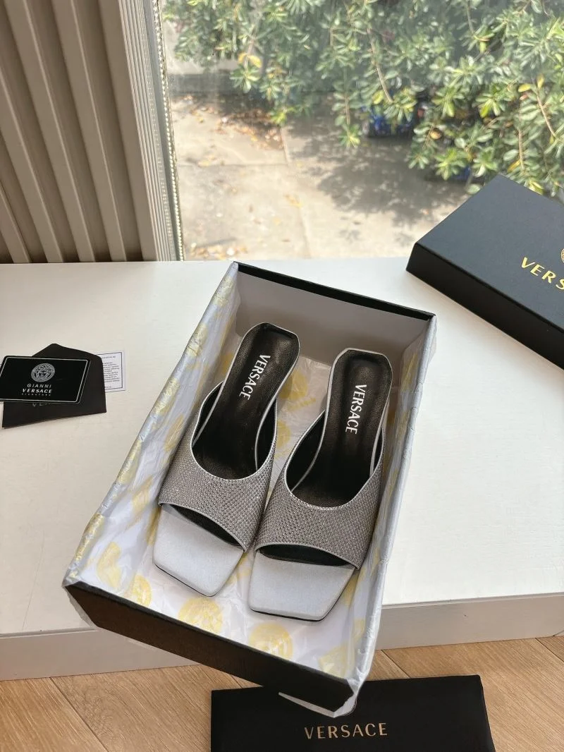 Versace Slippers RelaxedFit 37356
