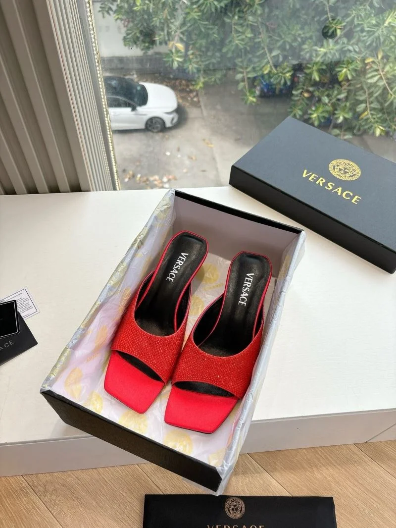 Versace Slippers ComfortFit 37355
