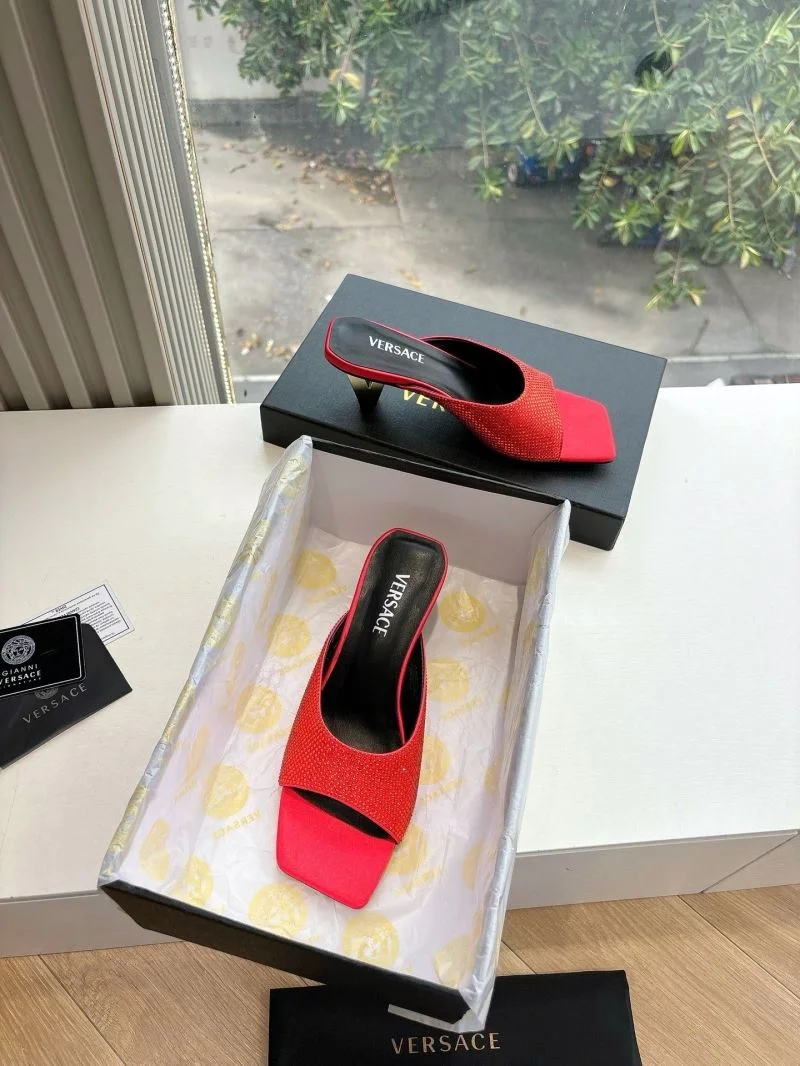 Versace Slippers ComfortFit 37355