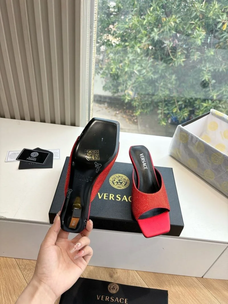Versace Slippers ComfortFit 37355
