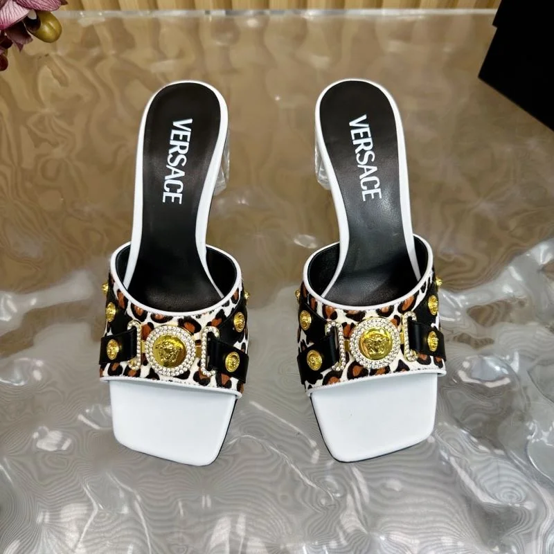 Versace Slippers Trendsetting 37348