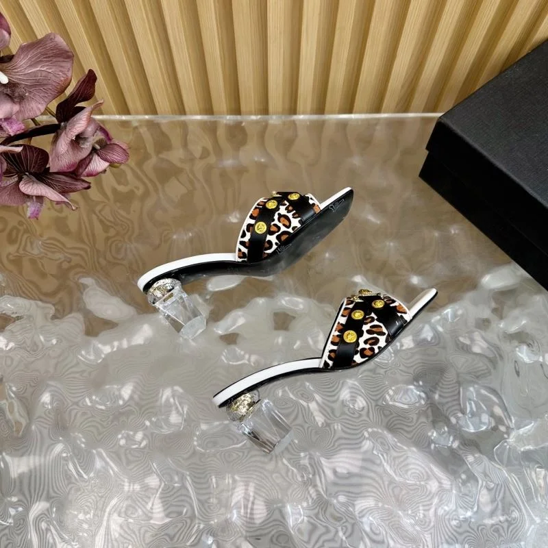 Versace Slippers Trendsetting 37348