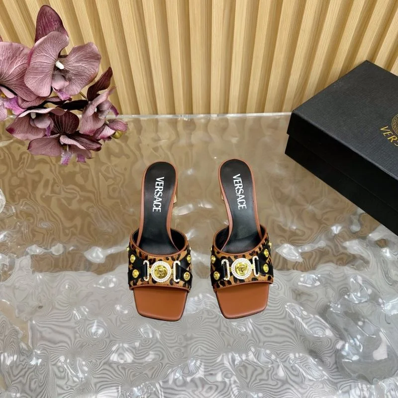 Versace Slippers Sophisticated 37350
