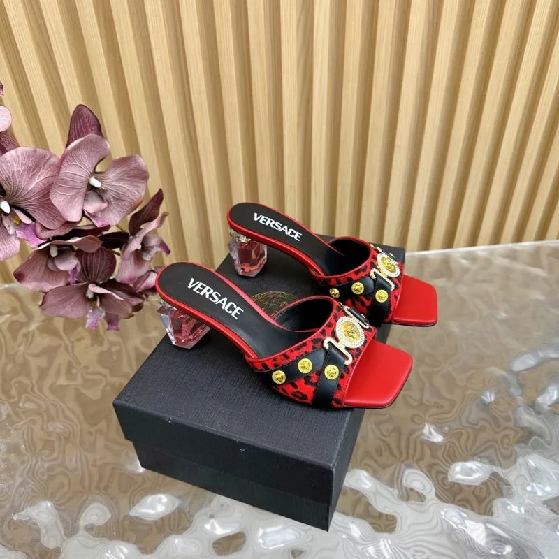 Sleek Versace Slippers 37339