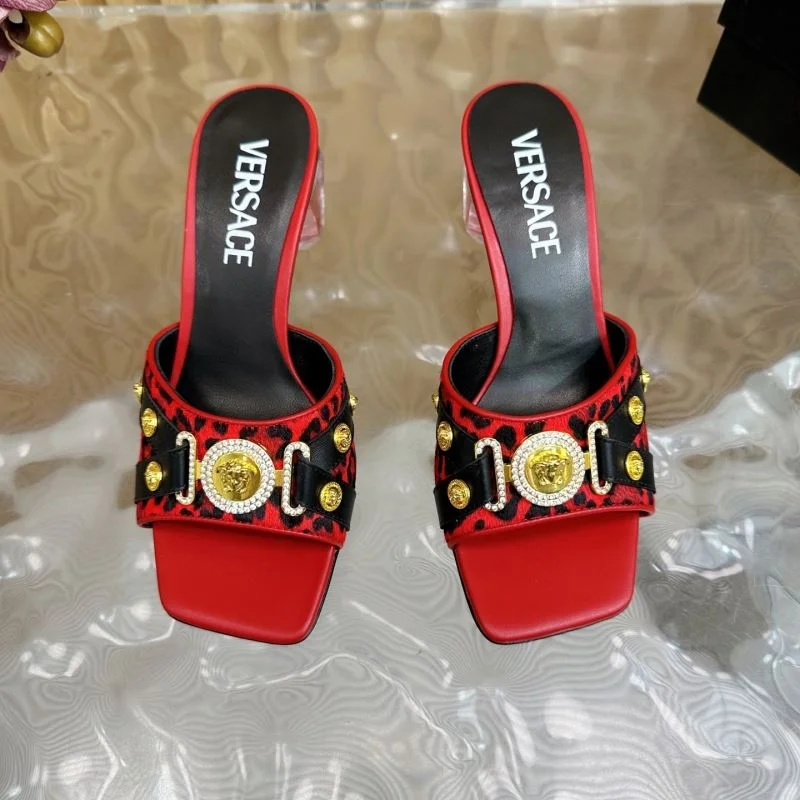 Sleek Versace Slippers 37339