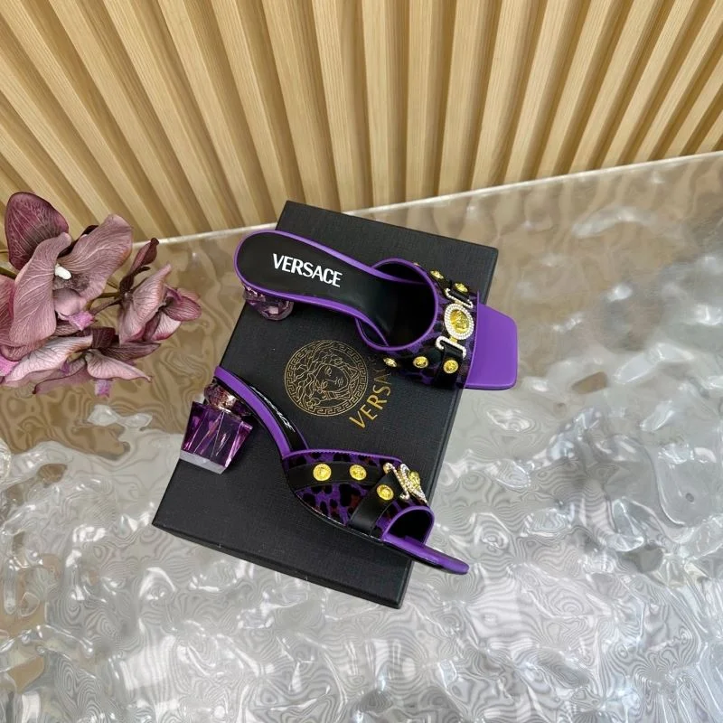 Unique Versace Slippers 37330
