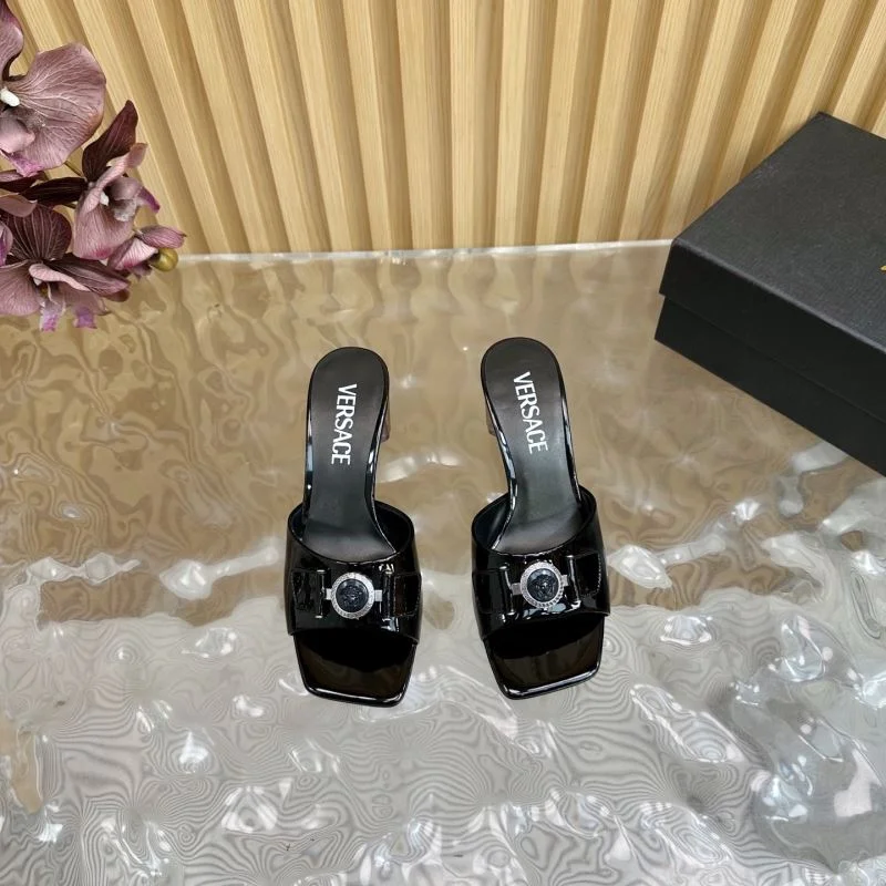 Versace Slippers Youthful 37340
