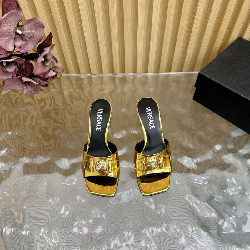 Versace Slippers Chic 37334