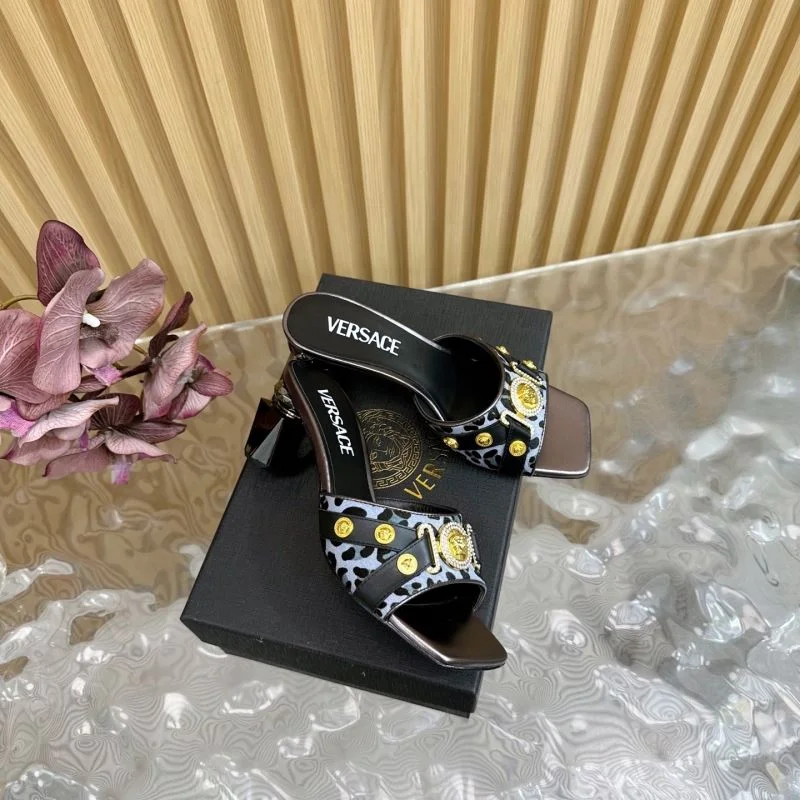 Versace Slippers WeatherProof 37331