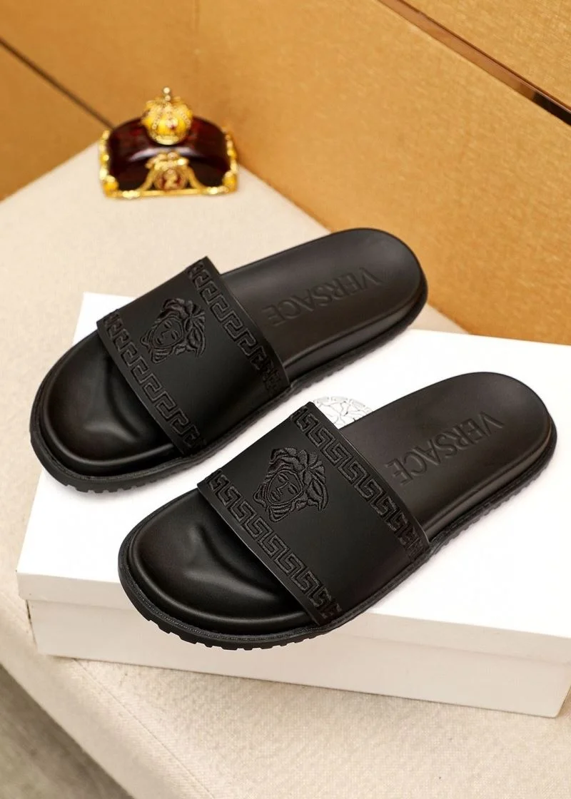 Versace Slippers FreshLook 37499