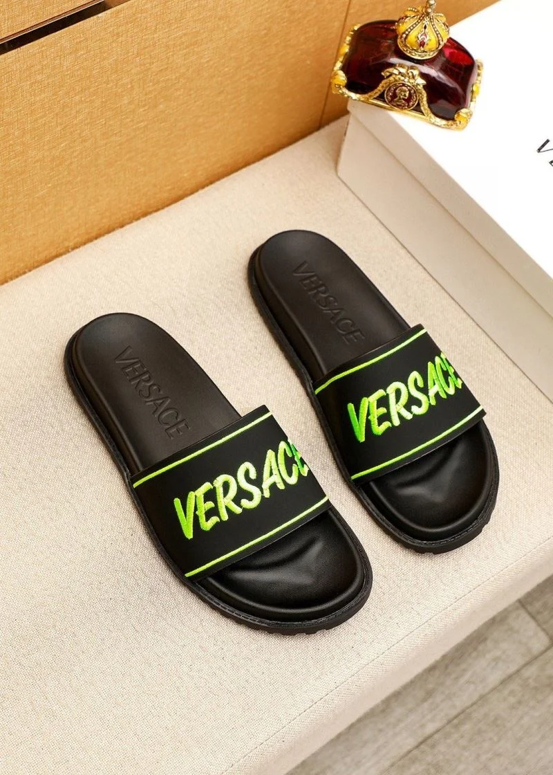 Versace Slippers Packable 37482