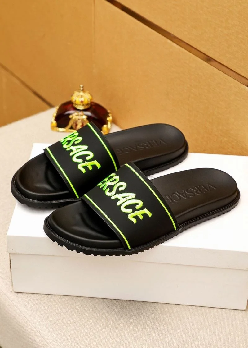 Versace Slippers Packable 37482