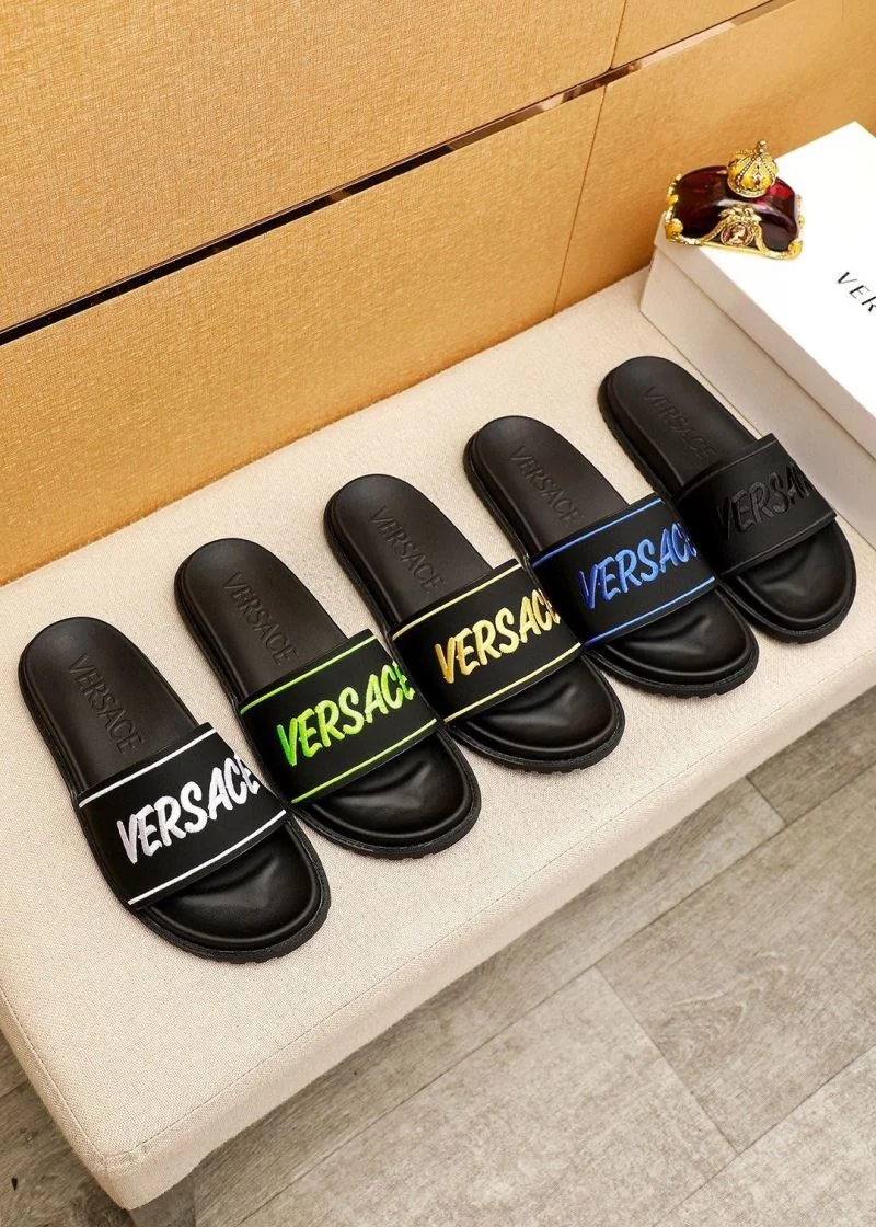 Versace Slippers Packable 37482