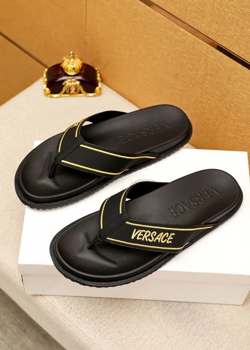 Compact Versace Slippers 37477