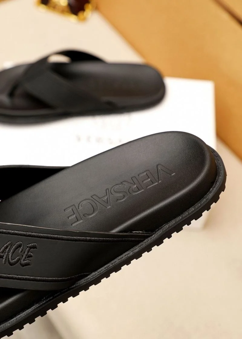 BestValue Versace Slippers 37474