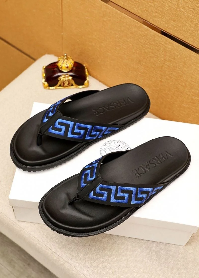 Versace Slippers ModernLook 37475