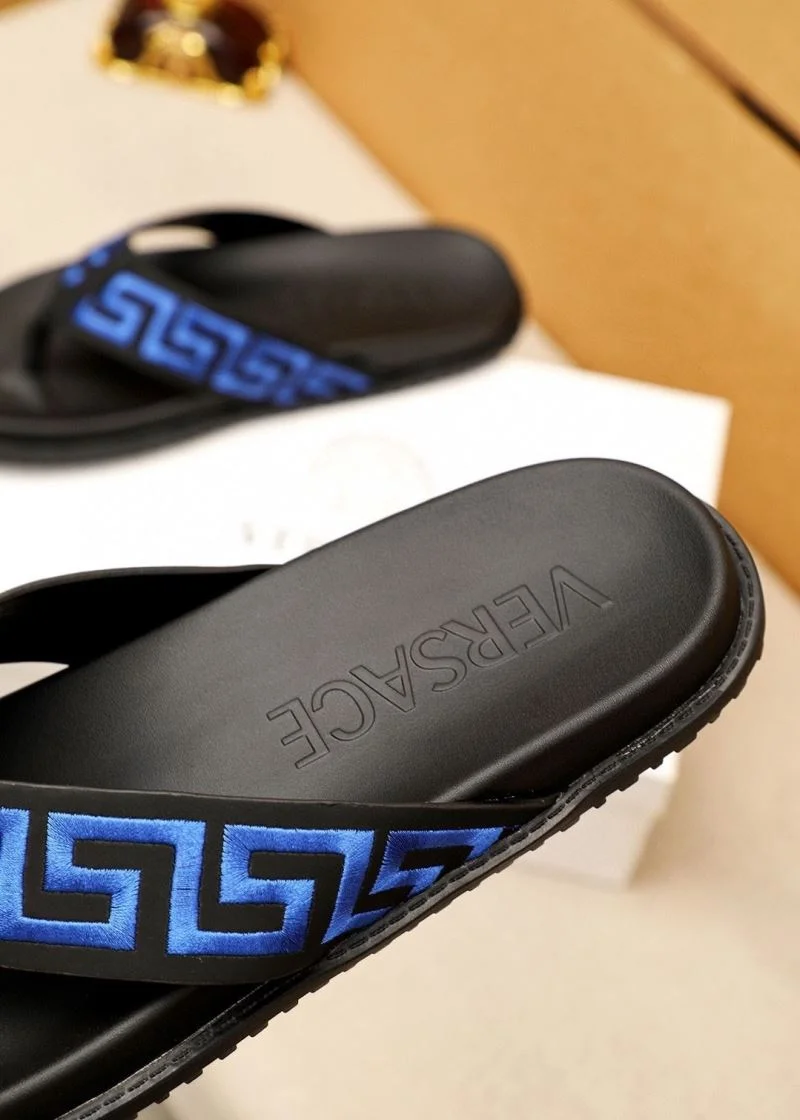 Versace Slippers ModernLook 37475