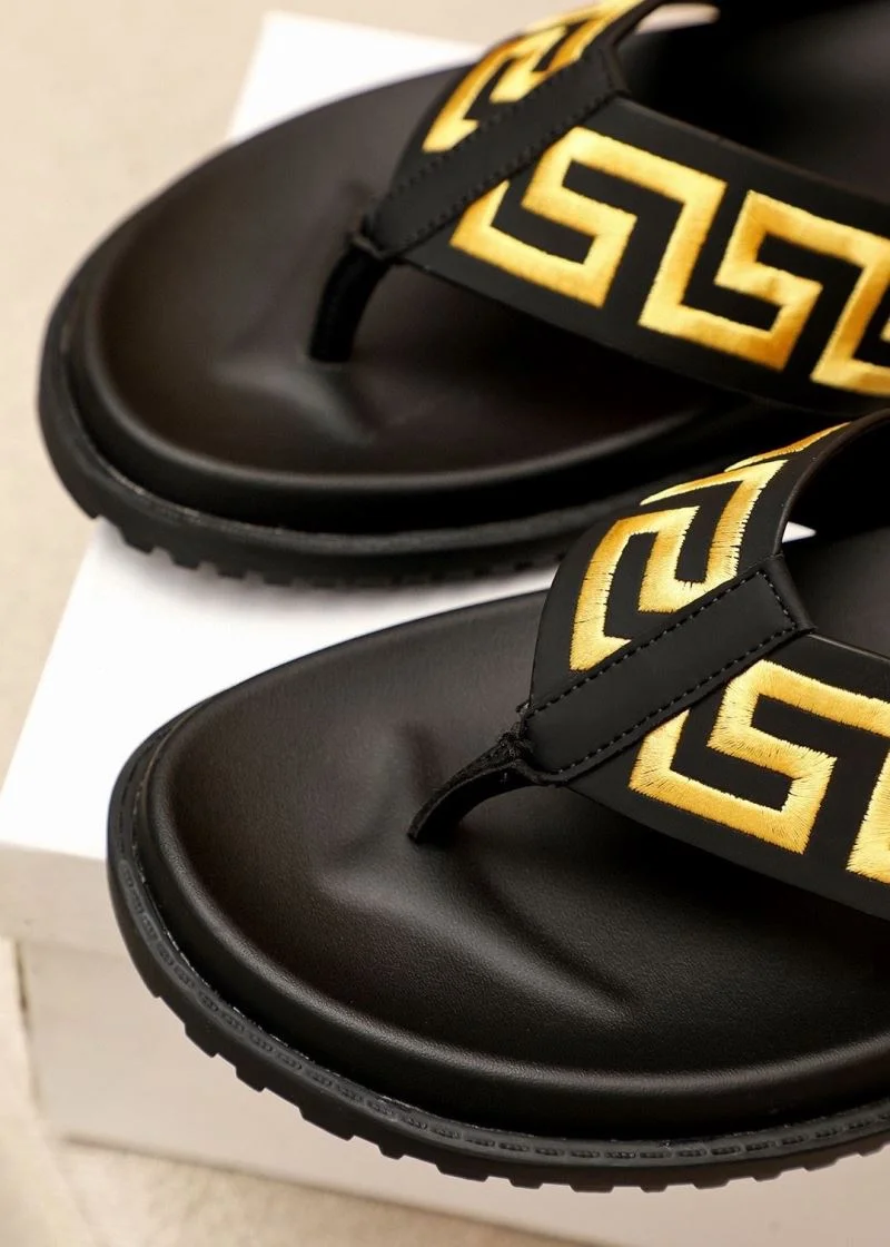 Versace Slippers Versatile 37473