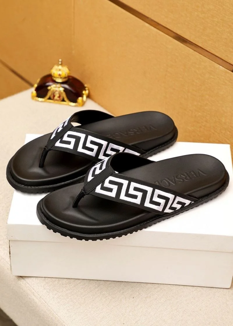 Neat Versace Slippers 37472