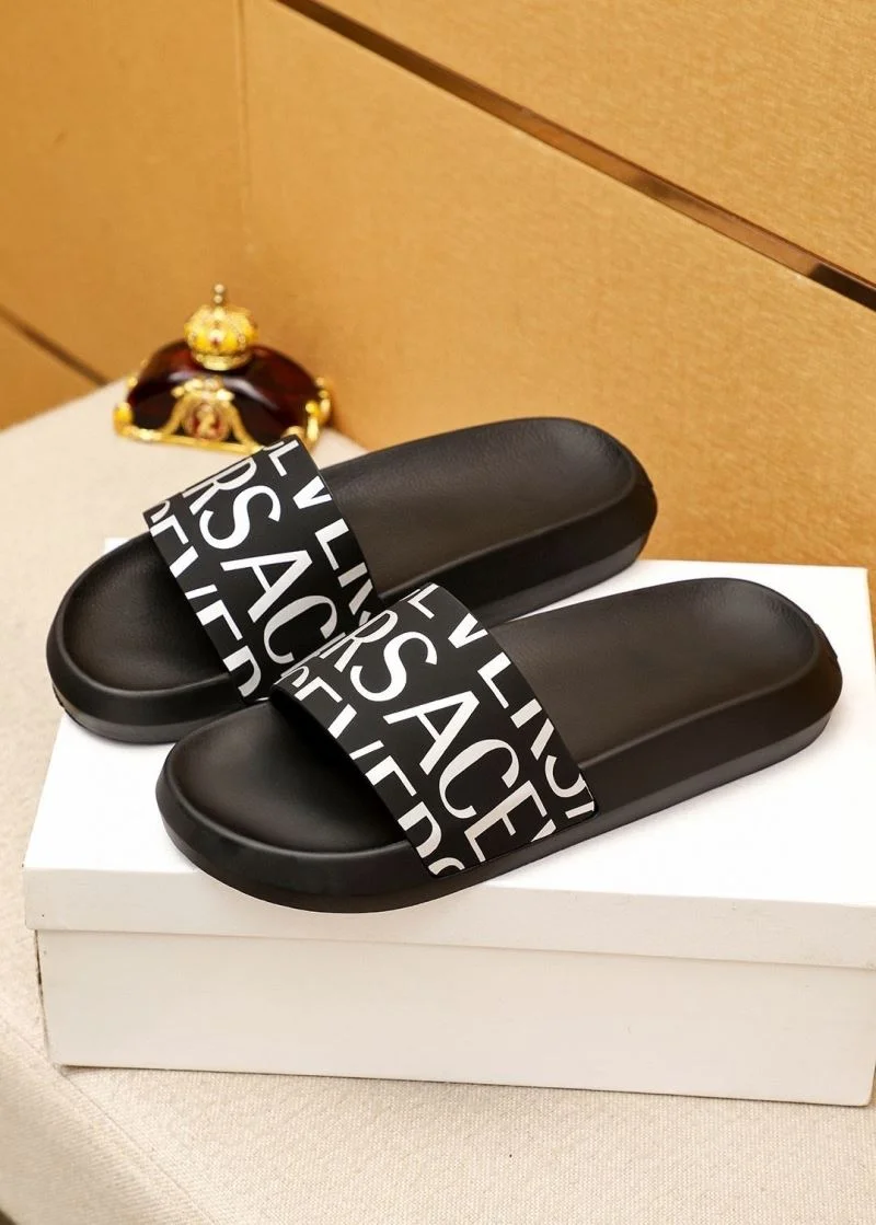 Versace Slippers Timeless 37469