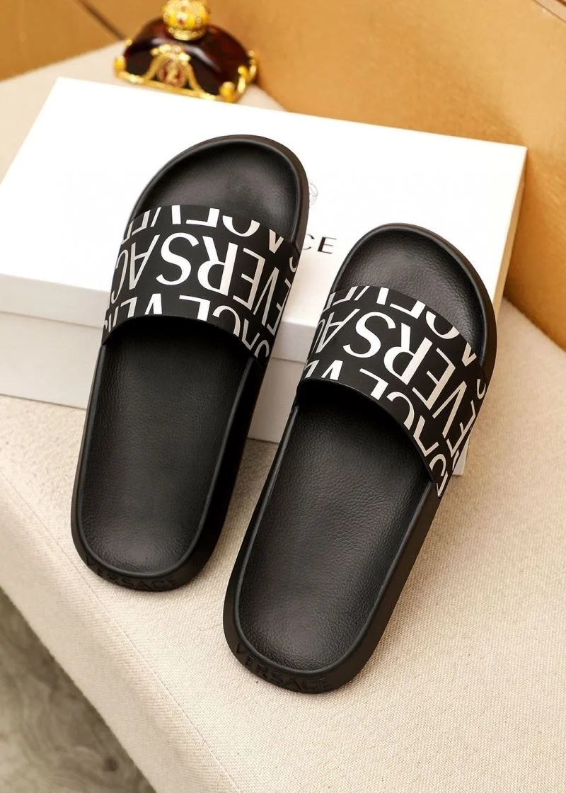 Versace Slippers Timeless 37469