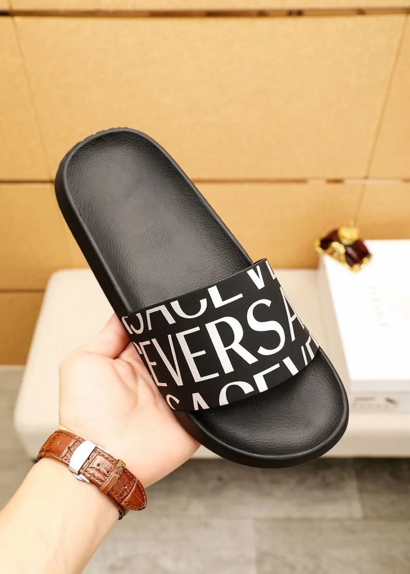Versace Slippers Timeless 37469