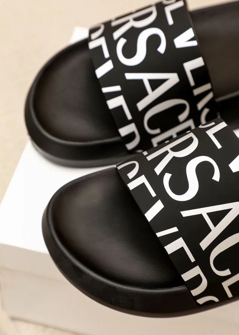 Versace Slippers Timeless 37469