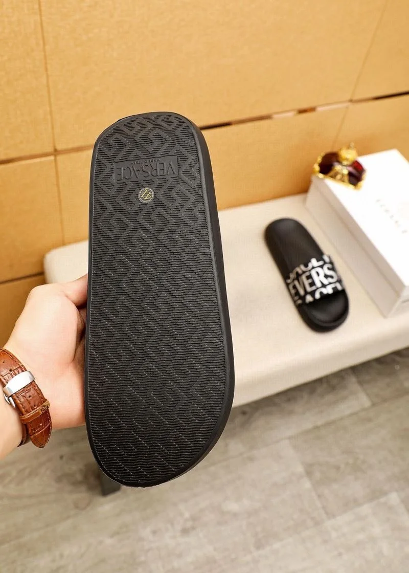 Versace Slippers Timeless 37469